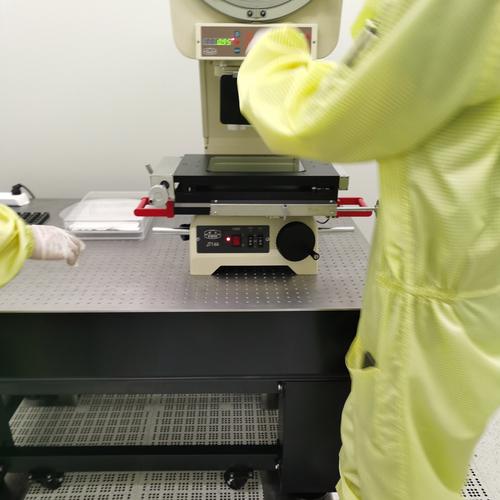 苏州晋松投影仪赋能国家芯片制造 计量仪器修理的关键利器
